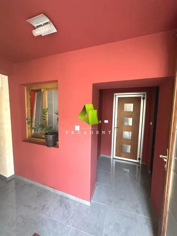 Rent, office space, 200m², Medijana, Niš