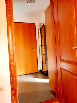 Izdavanje, jednosoban stan, 45m², Centar, Tivat - image 4