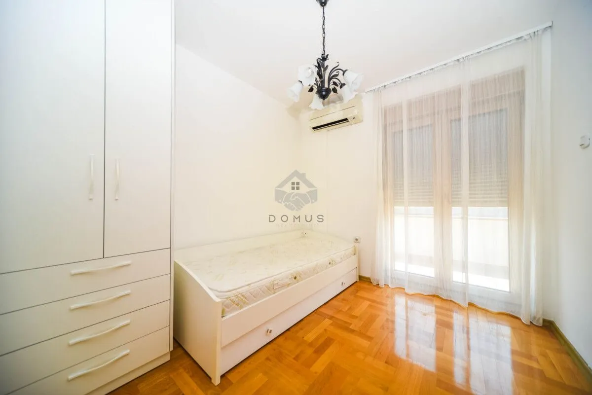 Rent, three bedroom apartment, 150m², Preko Morače, Podgorica