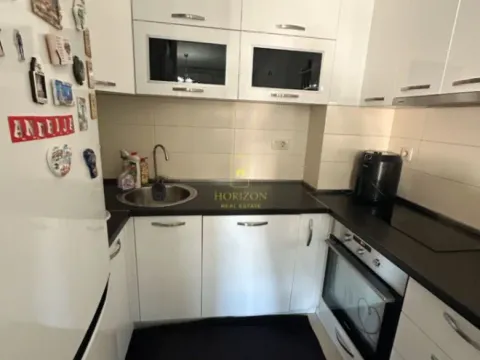 Prodaja, jednosoban stan, 42m², Stari Aerodrom, Podgorica - image 6