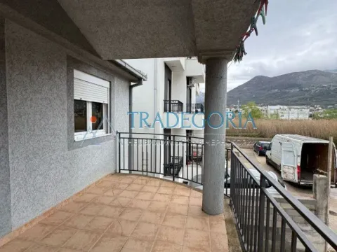 Prodaja, kuća, 211m², Bar, Crna Gora - image 11