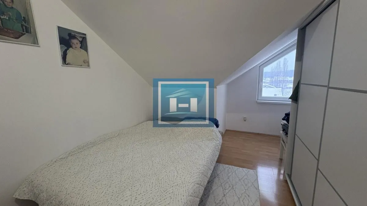 Prodaja, trosoban stan, 69m², Vašarište, Jagodina