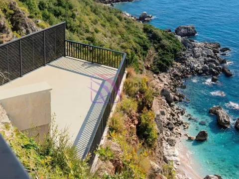 Prodaja, kuća, 580m², Reževići, Budva - image 4