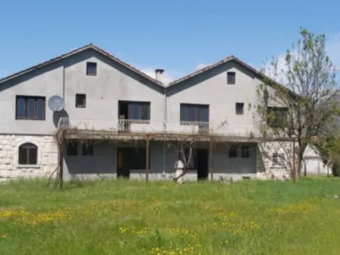 Prodaja, kuća, 360m², Danilovgrad, Crna Gora - image 2
