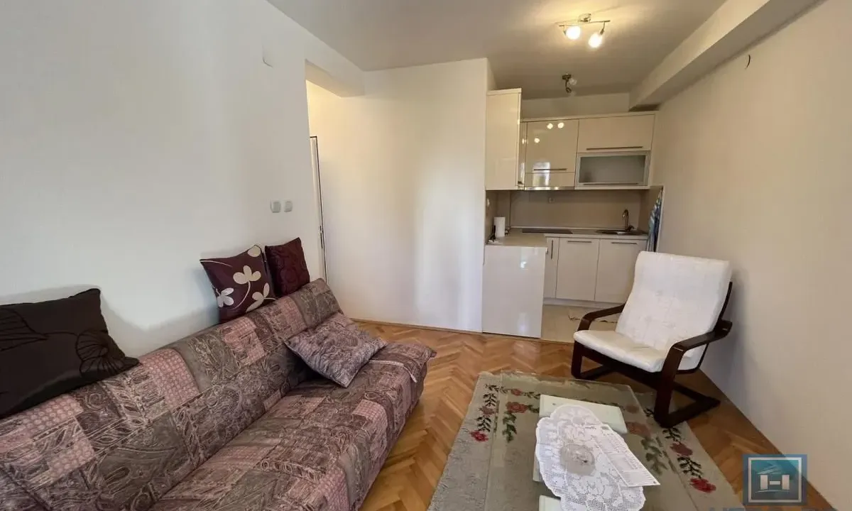 Prodaja, jednosoban stan, 37m², Jagodina, Srbija