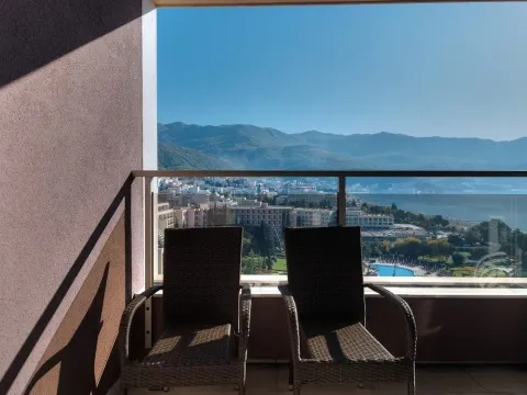 Prodaja, trosoban stan, 149m², Budva, Crna Gora - image 18