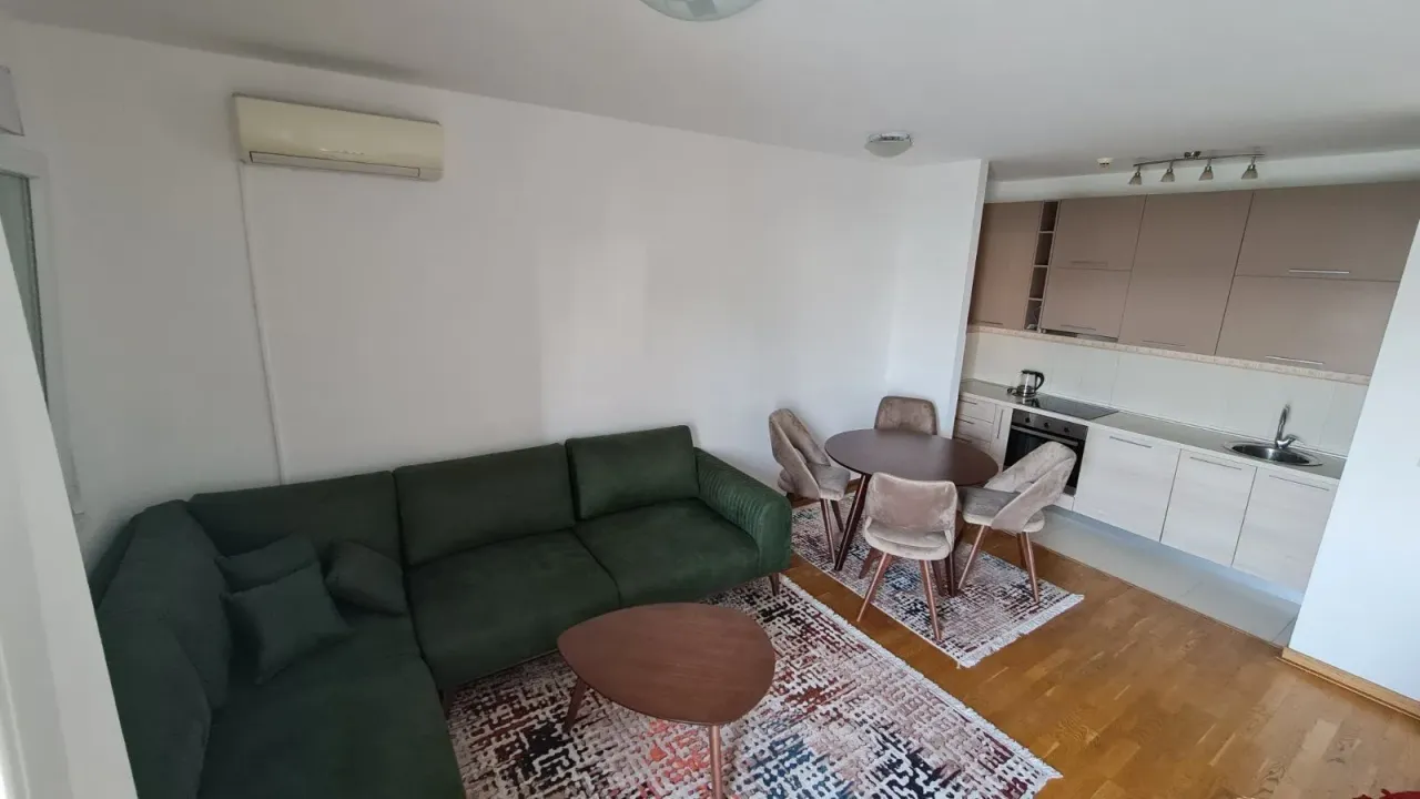 Rent, two bedroom apartment, 68m², City Kvart, Podgorica