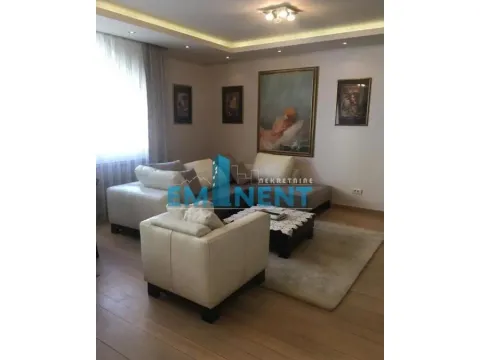 Rent, three bedroom apartment, 87m², Stari Grad, Beograd - image 2