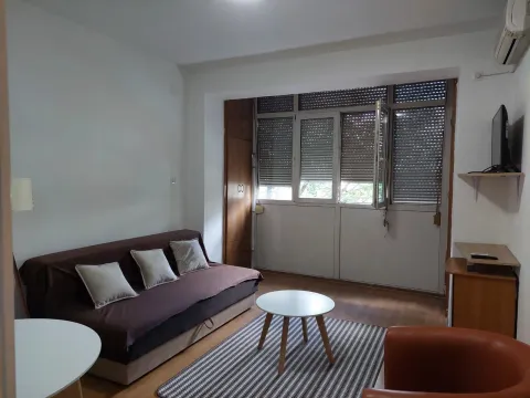 Rent, studio apartment, 30m², Centar, Podgorica - image 1
