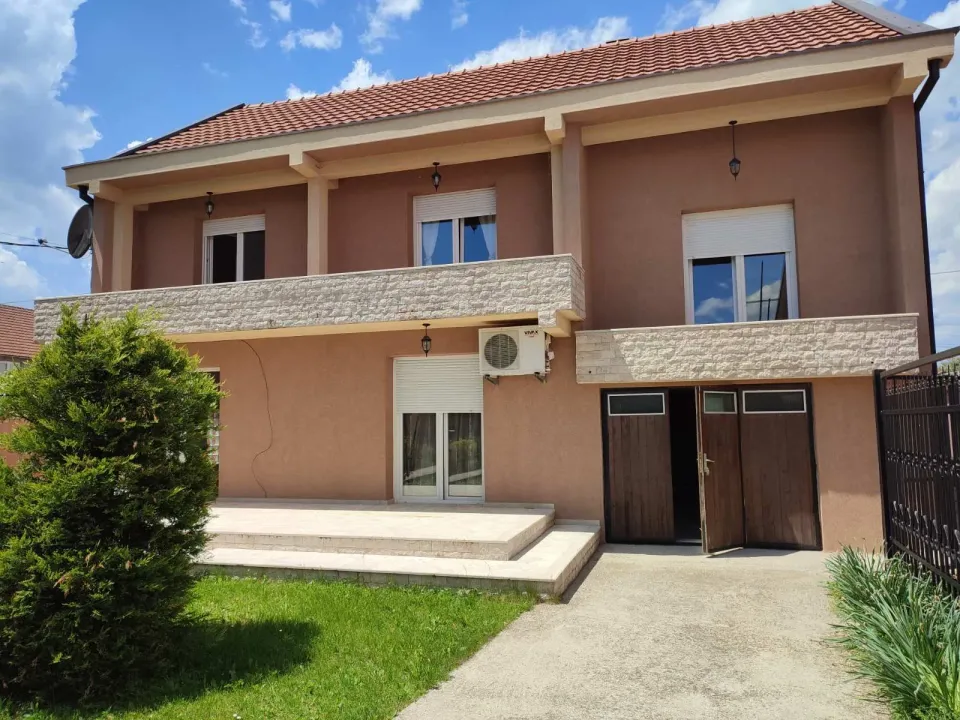 Sale, house, 230m², Nikšić, Crna Gora
