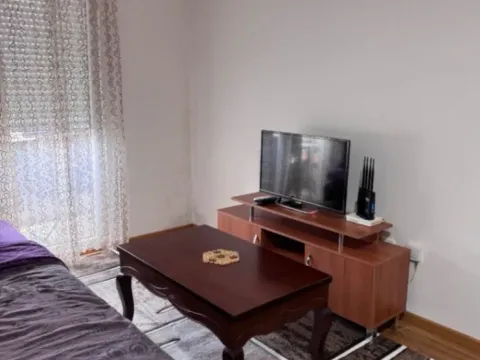 Izdavanje, jednosoban stan, 26m², Stari Aerodrom, Podgorica - image 3