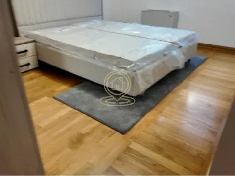 Rent, four bedroom apartment, 115m², Kalenić Pijaca, Vračar Sve Podlokacije - image 11