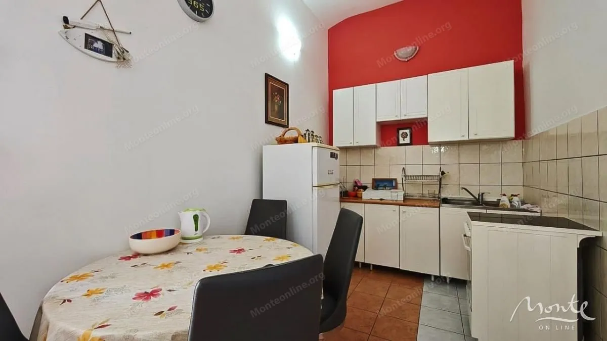 Sale, one bedroom apartment, 44m², Rafailovići, Budva