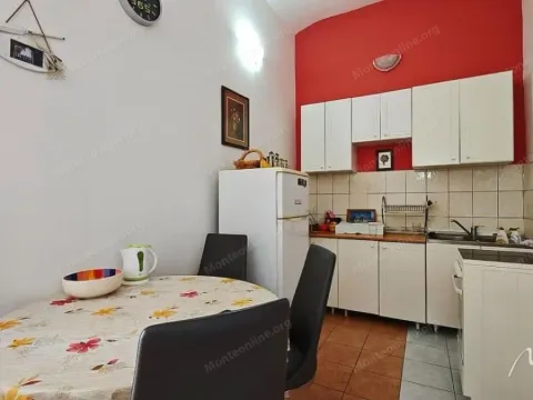 Sale, one bedroom apartment, 44m², Rafailovići, Budva - image 4