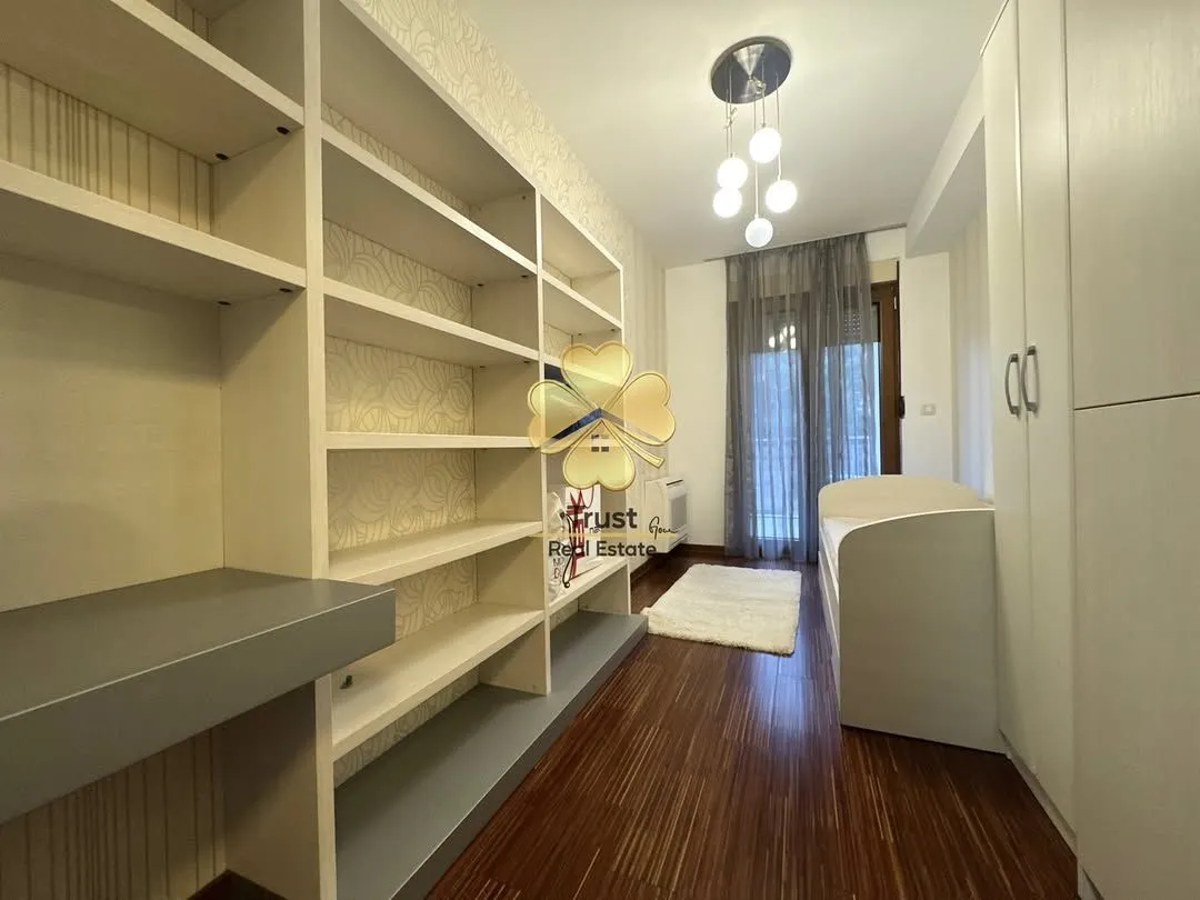 Rent, two bedroom apartment, 80m², Gorica C, Podgorica