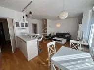 Izdavanje, trosoban stan, 80m², Centar, Novi Sad - image 4