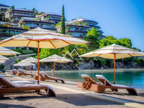 Sale, two bedroom apartment, 125m², Budva, Crna Gora - image 25