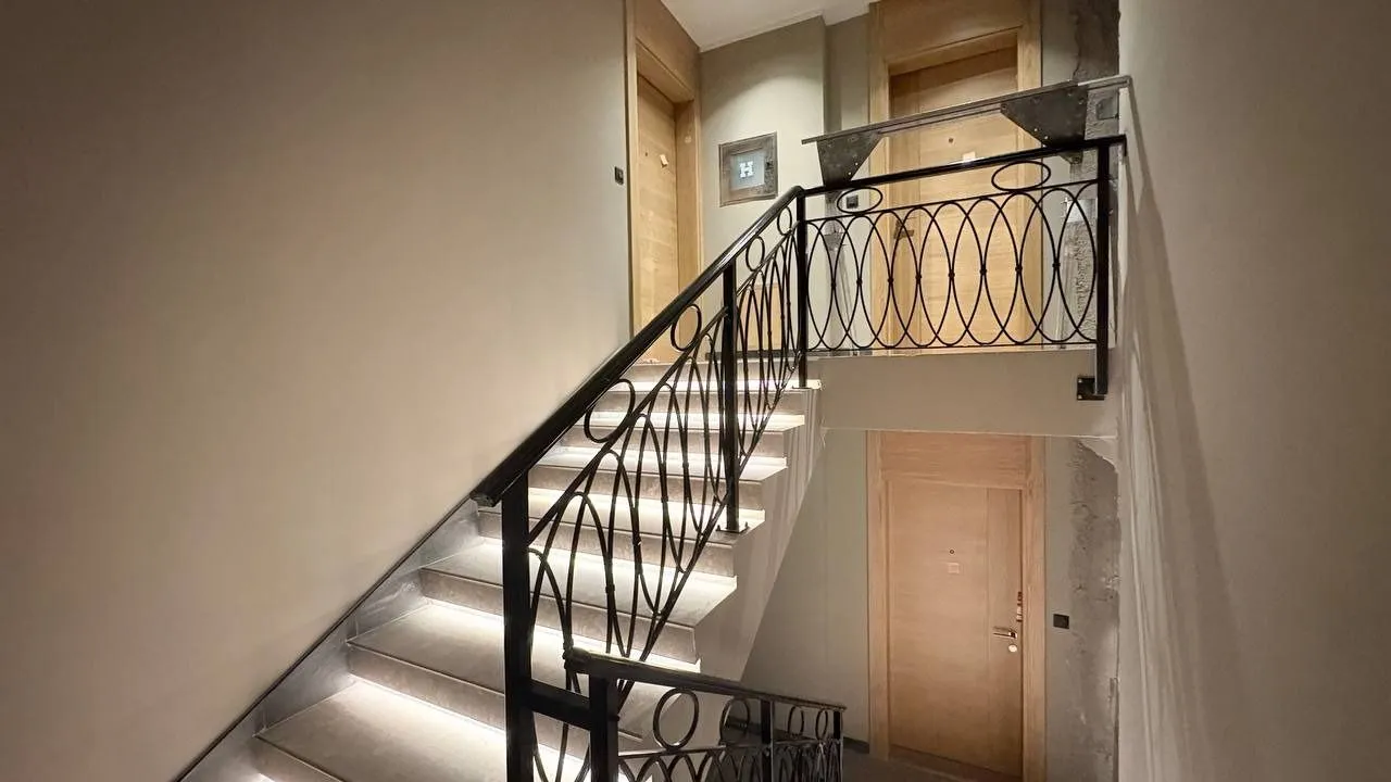 Prodaja, trosoban stan, 96m², Tivat, Crna Gora