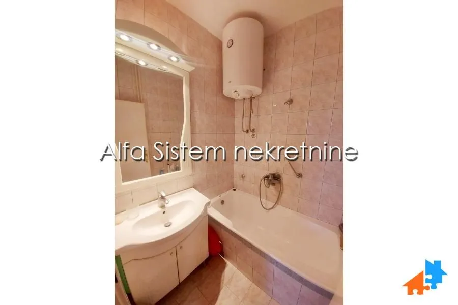 Izdavanje, trosoban stan, 65m², Voždovac Sve Podlokacije, Beograd