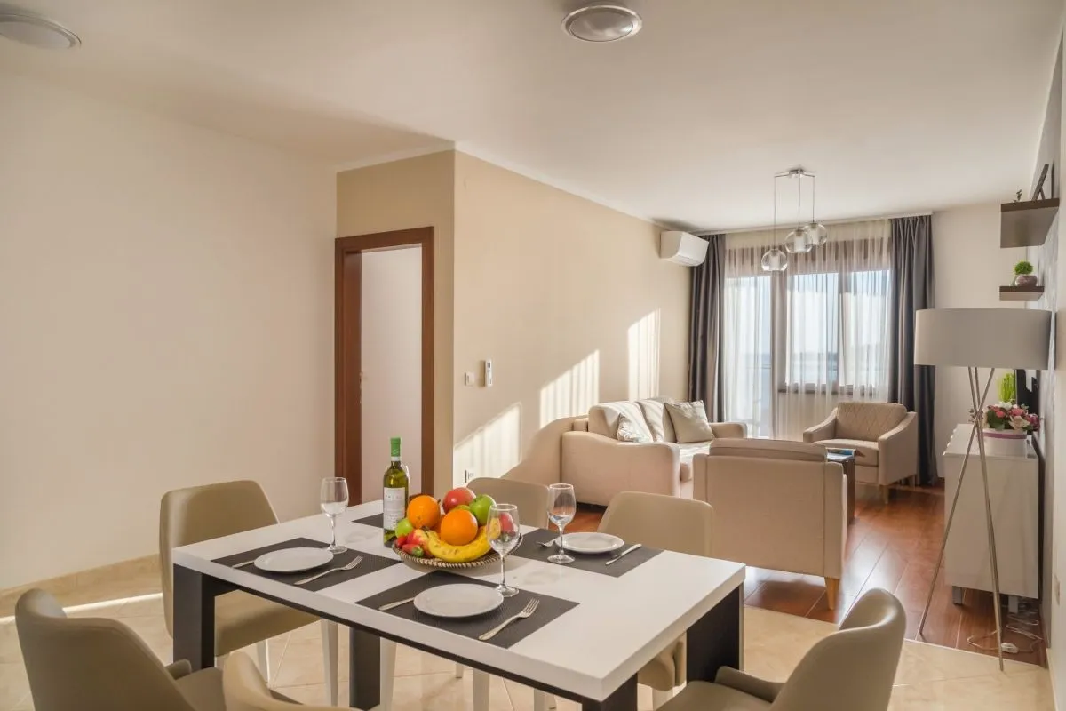 Sale, three bedroom apartment, 107m², Bečići, Budva