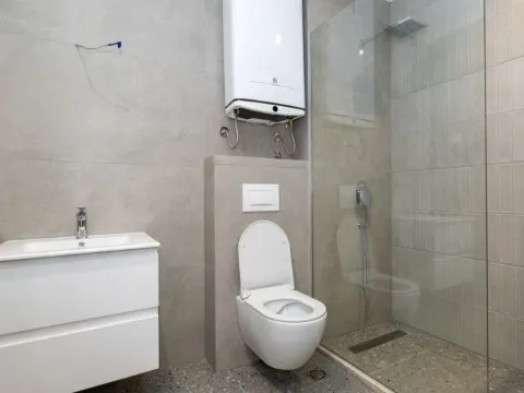 Izdavanje, trosoban stan, 113m², Zabjelo, Podgorica - image 8