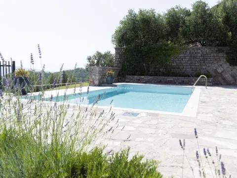 Prodaja, kuća, 293m², Tivat, Crna Gora - image 7