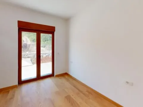 Sale, three bedroom apartment, 184m², Bogišići, Tivat - image 12