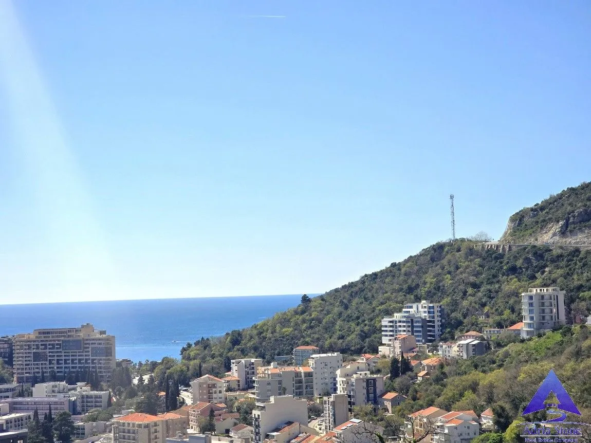 Sale, one bedroom apartment, 60m², Bečići, Budva