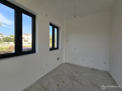 Prodaja, jednosoban stan, 44m², Tivat, Crna Gora - image 5