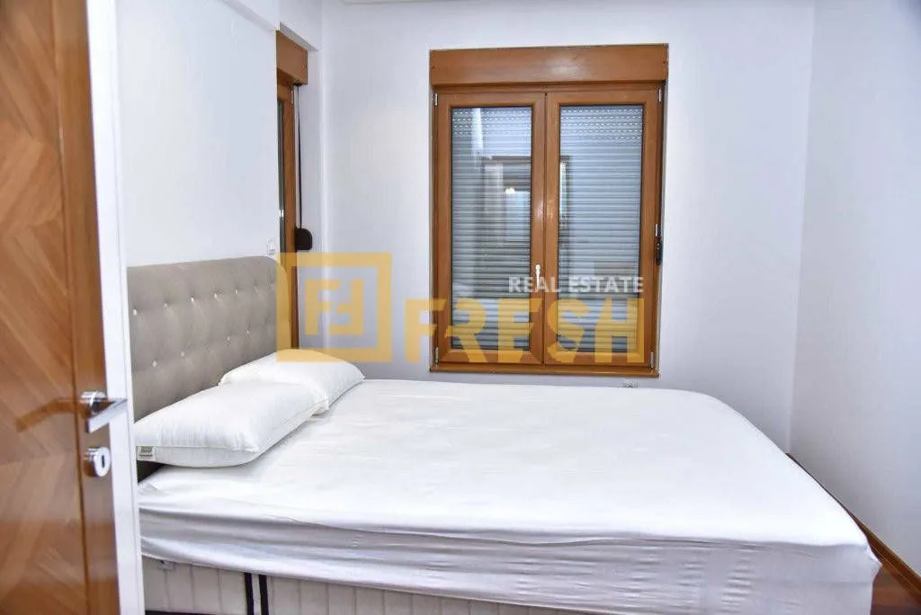 Rent, four bedroom apartment, 140m², Centar, Podgorica