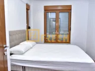 Izdavanje, četvorosoban stan, 140m², Centar, Podgorica - image 11