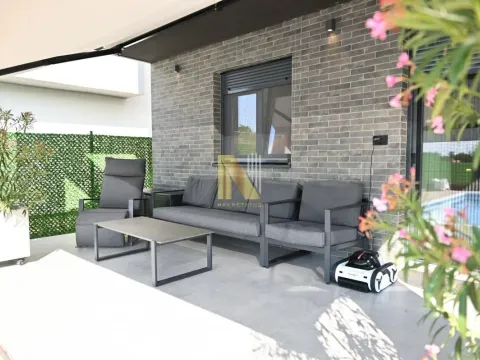 Prodaja, kuća, 334m², Petrovaradin, Novi Sad - image 19