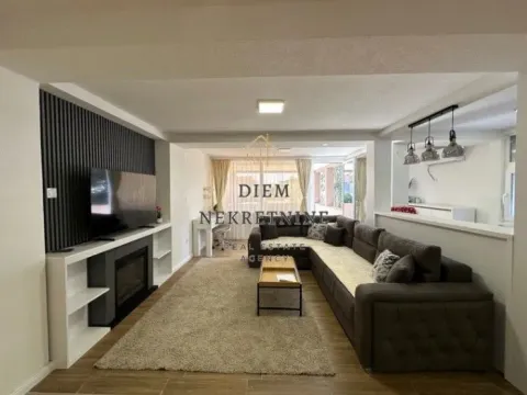 Izdavanje, dvosoban stan, 120m², Stari Aerodrom, Podgorica