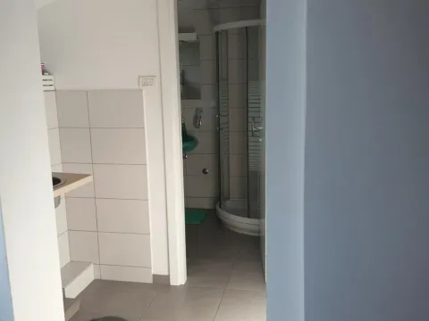 Izdavanje, četvorosoban stan, 85m², Kumodraž 1, Kumodraž Sve Podlokacije - image 8