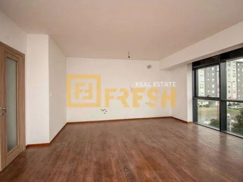 Rent, three bedroom apartment, 106m², Master Kvart, Podgorica - image 4