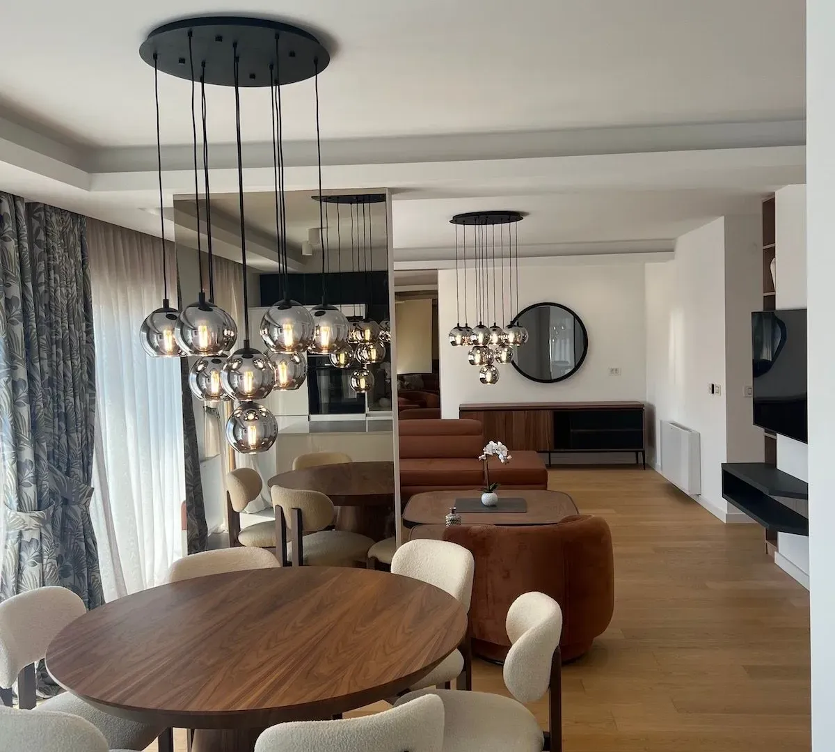 Rent, four bedroom apartment, 205m², Vračar Hram, Vračar Sve Podlokacije