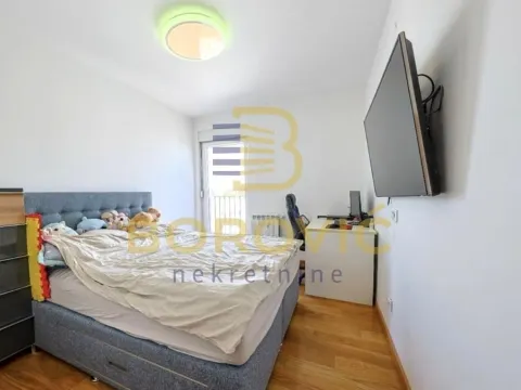 Prodaja, četvorosoban stan, 91m², Zemun Sve Podlokacije, Beograd - image 8