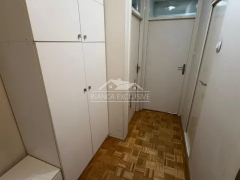 Prodaja, trosoban stan, 72m², Novi Beograd Blok 64, Novi Beograd Sve Podlokacije - image 8