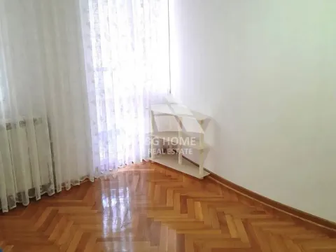 Rent, two bedroom apartment, 60m², Kalenić Pijaca, Vračar Sve Podlokacije - image 8