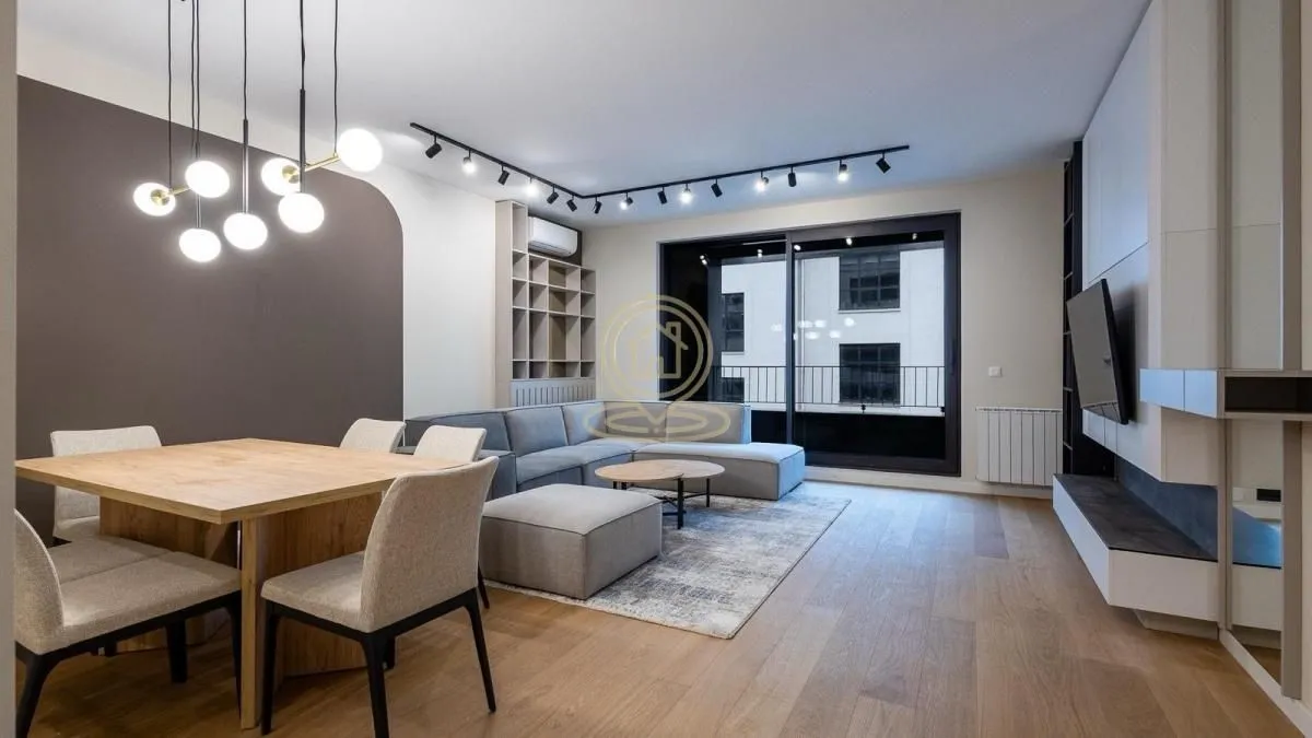 Izdavanje, trosoban stan, 75m², Stari Grad, Beograd