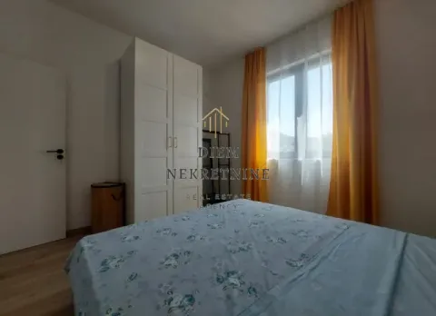 Rent, two bedroom apartment, 70m², Tivat, Crna Gora - image 7