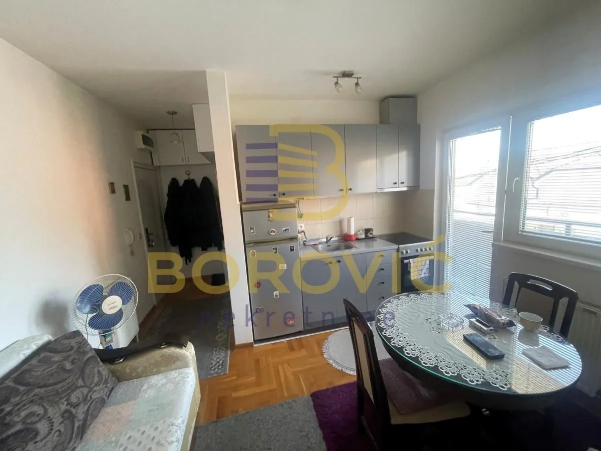 Prodaja, jednosoban stan, 30m², Čukarica, Beograd