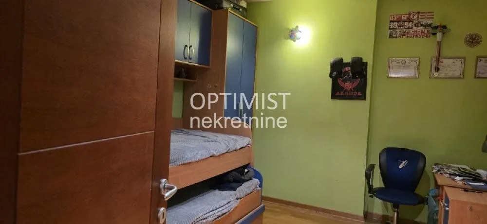 Sale, four bedroom apartment, 124m², Voždovac Sve Podlokacije, Beograd