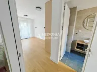 Izdavanje, četvorosoban stan, 133m², Autokomanda, Voždovac Sve Podlokacije - image 11