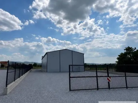 Poslovni prostor in Futog
