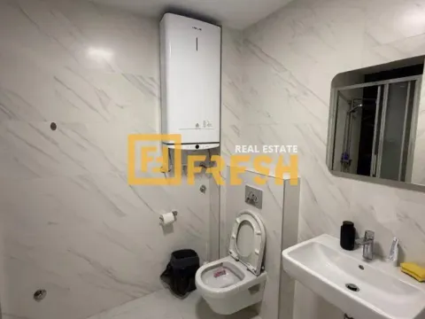 Izdavanje, dvosoban stan, 75m², City Kvart, Podgorica - image 13