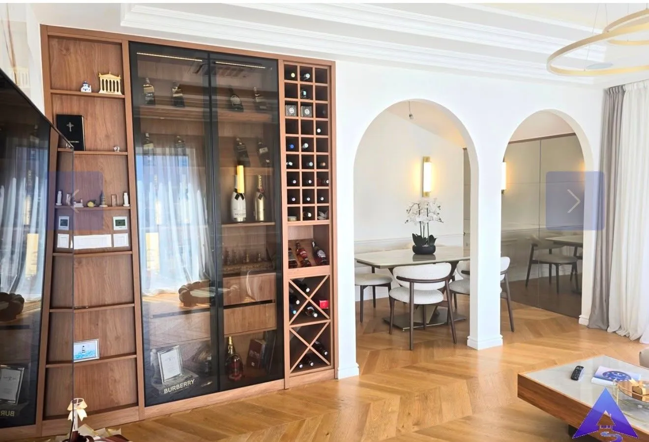 Sale, two bedroom apartment, 77m², Bečići, Budva