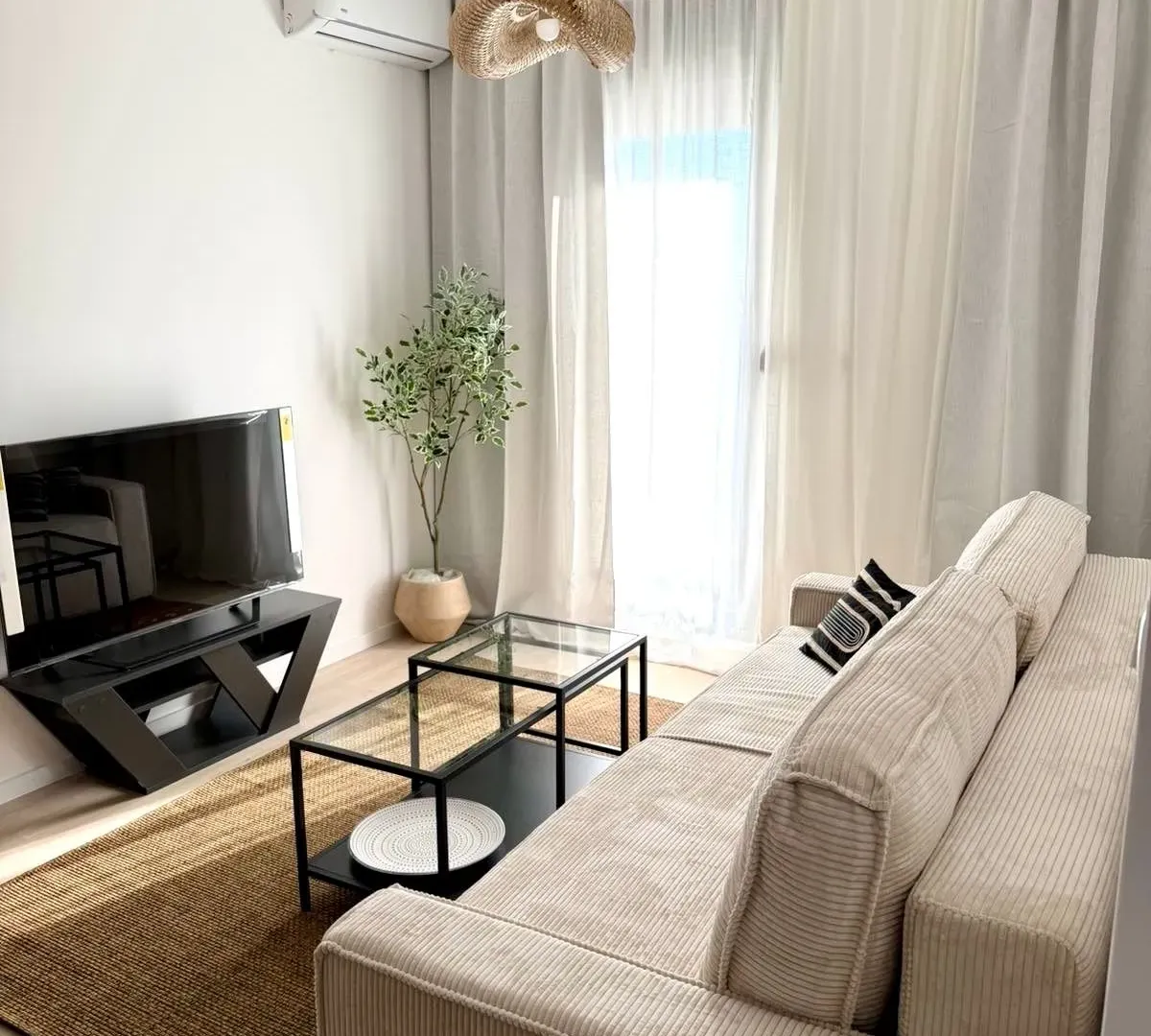Rent, one bedroom apartment, 37m², Tološi, Podgorica
