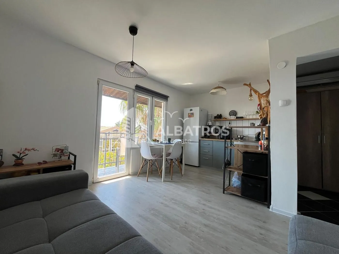 Sale, two bedroom apartment, 42m², Šušanj, Bar