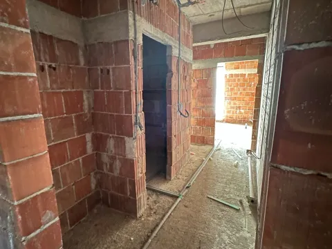 Sale, one bedroom apartment, 56m², Momišići, Podgorica - image 6